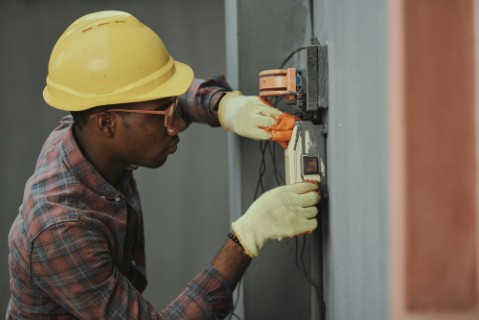 Financial Integration and Business Intelligence for Service Technicians
